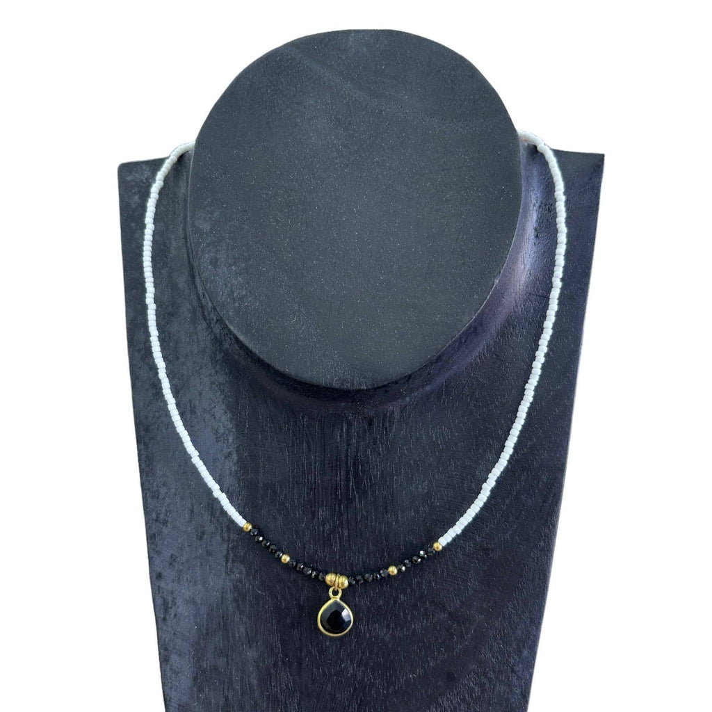 Collares de mujer de Tailandia