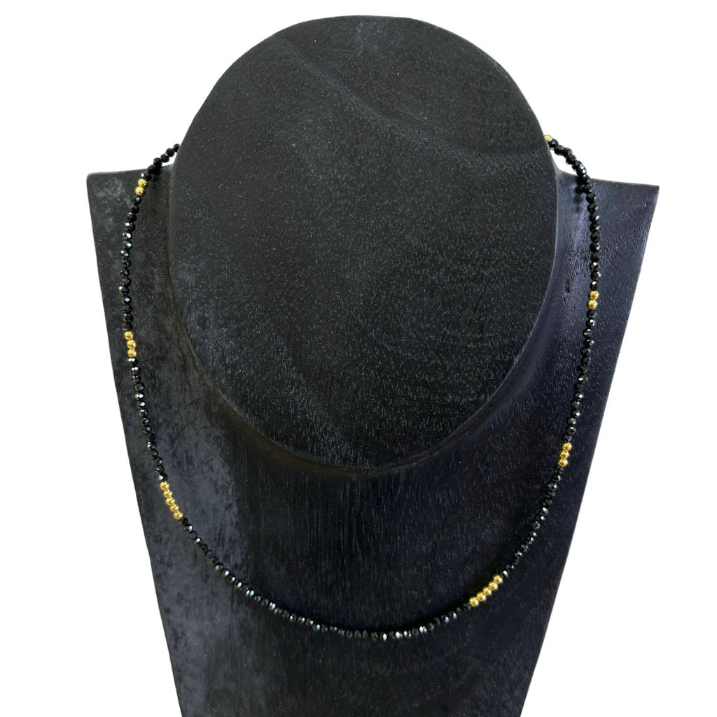 Collares de mujer de Tailandia