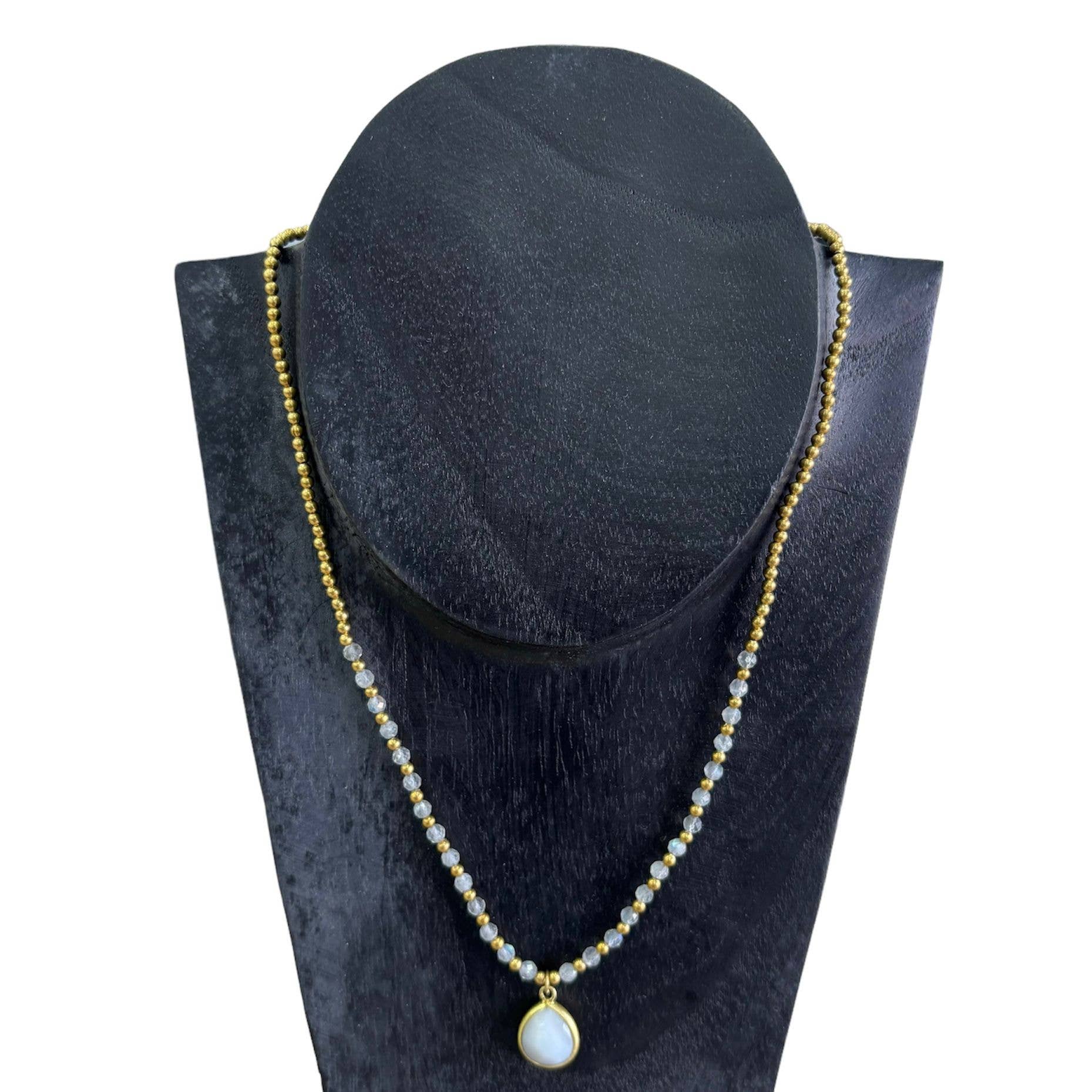 Collares de mujer de Tailandia