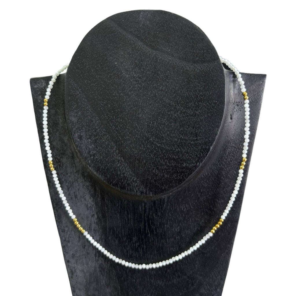 Collares de mujer de Tailandia