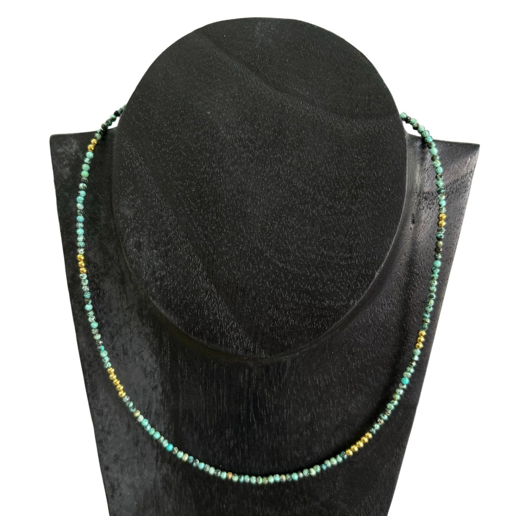 Collares de mujer de Tailandia
