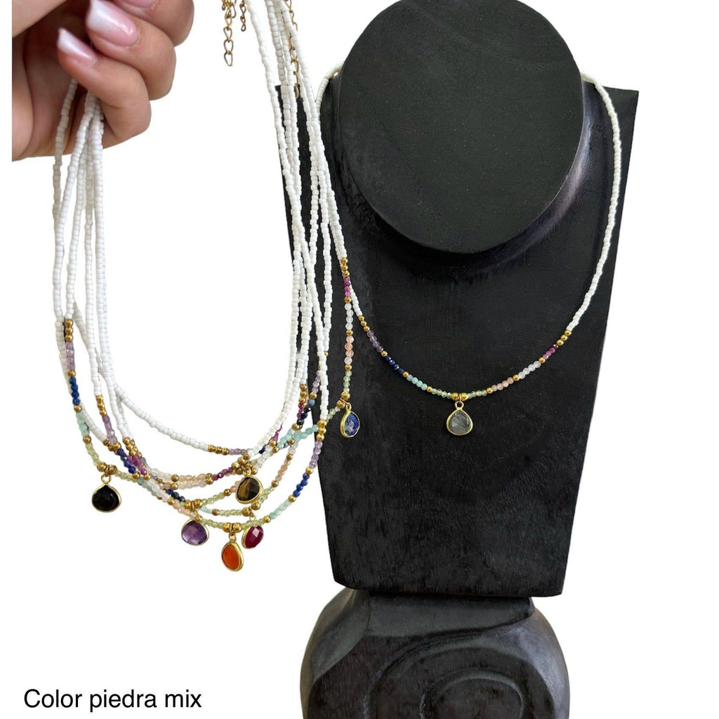 Collares de mujer de Tailandia